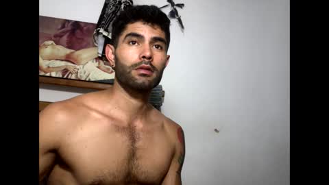 Snapshot of hideonbush051 chatting on 01-08-26, 02:52 hideonbush online show from 01-08-26, 02:52