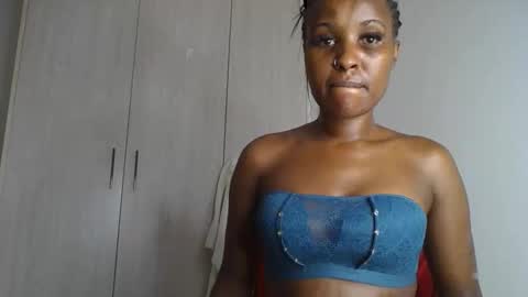 hidnipsdesire online show from 03-24-26, 04:06