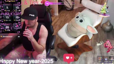 Snapshot of highclass92i chatting on 01-11-25, 08:33 High4This online show from 01-11-25, 08:33