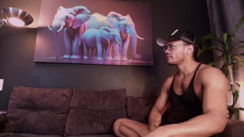 Snapshot of highlatin_guys chatting on 01-16-25, 01:47 Terry and E online show from 01-16-25, 01:47