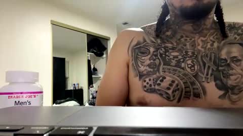 Snapshot of hihello300 chatting on 10-06-25, 04:10 hihello300 online show from 10-06-25, 04:10