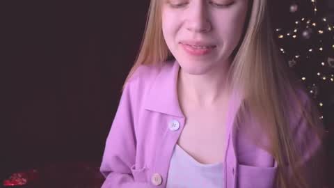 Snapshot of hihi_im_chloe chatting on 12-31-24, 03:34 Chloe online show from 12-31-24, 03:34