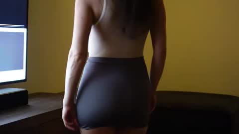 Snapshot of hikinks chatting on 03-08-26, 05:22 hikinxxx online show from 03-08-26, 05:22