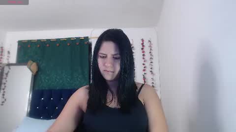 hilaril18 online show from 07-16-26, 06:03