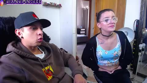 Snapshot of hill_and_jack chatting on 01-13-25, 06:38 Hill and Jack online show from 01-13-25, 06:38