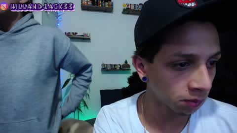 Snapshot of hill_and_jack chatting on 01-24-25, 12:52 Hill and Jack online show from 01-24-25, 12:52