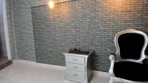 Snapshot of hillary_bigbutt chatting on 03-14-26, 01:23 Hillary online show from 03-14-26, 01:23