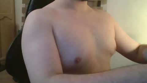 Snapshot of himbo_fox chatting on 07-26-26, 03:25 Himbo fox online show from 07-26-26, 03:25