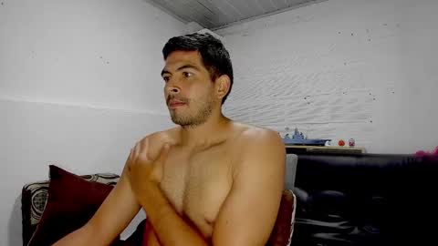 Snapshot of himoreno97 chatting on 02-18-25, 02:16 Hi moreno online show from 02-18-25, 02:16