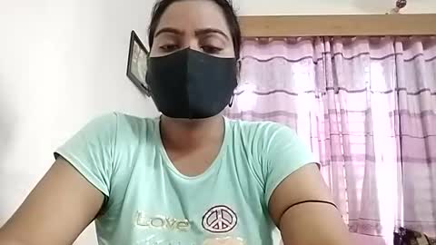 Snapshot of himuhimu22 chatting on 06-04-26, 04:40 himuhimu22 online show from 06-04-26, 04:40