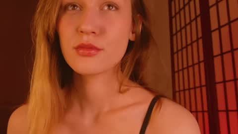 Hina online show from 01-01-25, 12:33