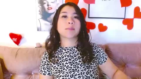 Snapshot of hinataleecs chatting on 02-28-25, 11:36 hinata lee online show from 02-28-25, 11:36