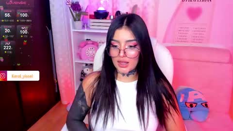 Snapshot of hinataweed01 chatting on 02-14-25, 07:38  Karol  Independent Model online show from 02-14-25, 07:38