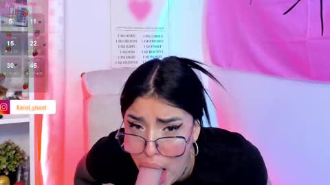 Snapshot of hinataweed01 chatting on 02-28-25, 02:42  Karol  Independent Model online show from 02-28-25, 02:42