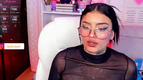 Snapshot of hinataweed01 chatting on 03-03-25, 02:04  Karol  Independent Model online show from 03-03-25, 02:04