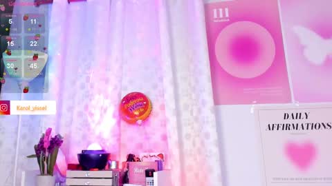 Snapshot of hinataweed01 chatting on 03-11-25, 10:42  Karol  Independent Model online show from 03-11-25, 10:42