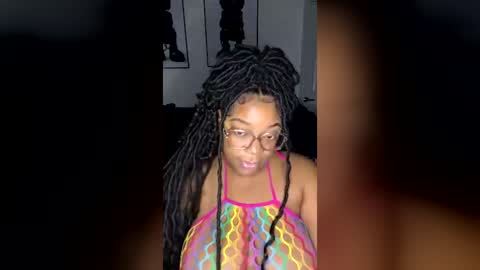hiniseee online show from 06-20-26, 07:44