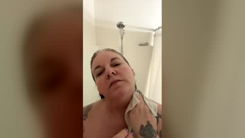 hippysnewhere online show from 04-26-26, 09:56