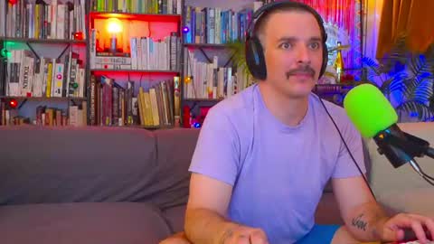 HipsterTrash Clark one half of Task Manager online show from 06-14-26, 02:52