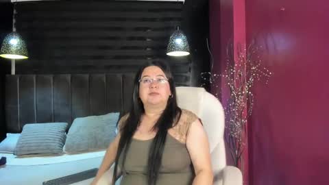 Hirenne  online show from 10-18-25, 07:20