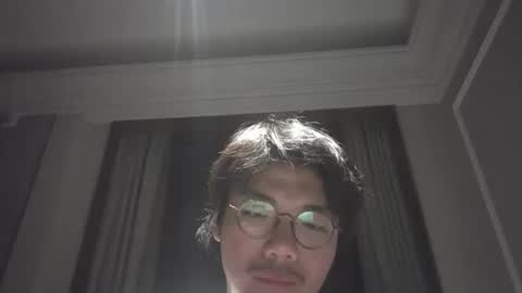 Snapshot of hirvirdish chatting on 10-22-25, 05:02 Taick online show from 10-22-25, 05:02