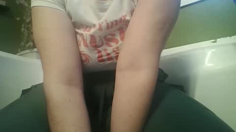 Snapshot of hisnotyours chatting on 12-23-25, 12:41 Grace online show from 12-23-25, 12:41