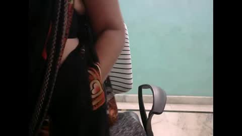 Snapshot of hisslust chatting on 12-18-25, 04:46 hisslust online show from 12-18-25, 04:46