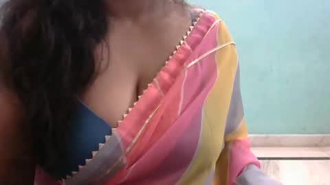 Snapshot of hisslust chatting on 03-12-26, 05:30 hisslust online show from 03-12-26, 05:30