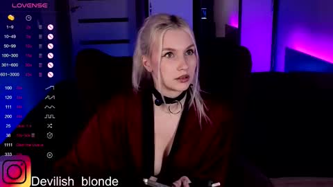 Snapshot of hitchcocianblonde_ chatting on 02-17-26, 06:25 Mary online show from 02-17-26, 06:25
