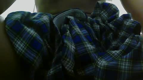 Snapshot of hitmanquan chatting on 06-12-26, 09:25 HitmanQuan online show from 06-12-26, 09:25
