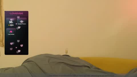 Snapshot of hivivi chatting on 06-08-26, 02:01 Vivi online show from 06-08-26, 02:01