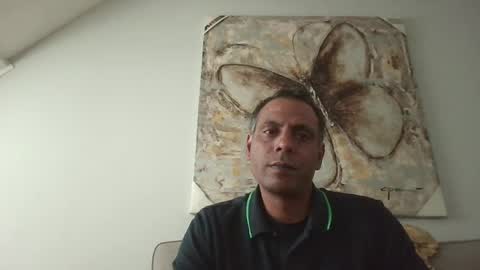 Snapshot of hkrobby chatting on 06-12-26, 10:58 robbyr online show from 06-12-26, 10:58