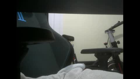 Snapshot of hm92867 chatting on 11-15-25, 08:00 hm92867 online show from 11-15-25, 08:00