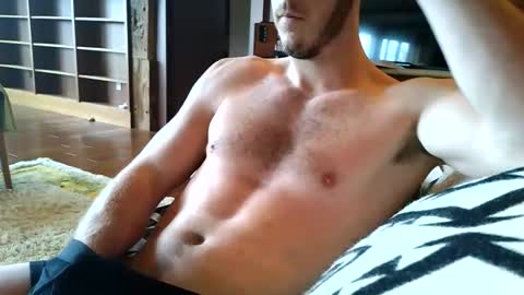 Snapshot of hockeyj0ck chatting on 04-06-26, 08:10 Hockey J0ck online show from 04-06-26, 08:10