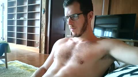 Snapshot of hockeyj0ck chatting on 04-07-26, 01:11 Hockey J0ck online show from 04-07-26, 01:11