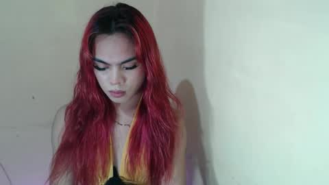 Snapshot of hoelyaurora chatting on 03-28-26, 06:35 Aurora3 online show from 03-28-26, 06:35