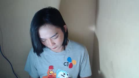 Snapshot of hoelykim chatting on 04-08-26, 04:07 Kim3 online show from 04-08-26, 04:07