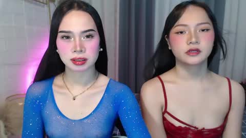 Snapshot of hoelymolly chatting on 06-07-26, 07:28 hoelymolly online show from 06-07-26, 07:28