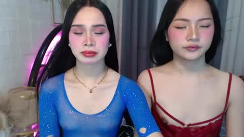 Snapshot of hoelymolly chatting on 06-10-26, 07:24 hoelymolly online show from 06-10-26, 07:24