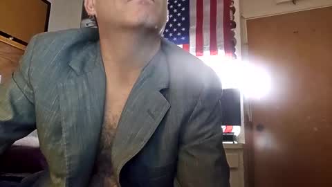 Snapshot of hoglegg99384194 chatting on 01-10-25, 10:50 hoglegg99384194 online show from 01-10-25, 10:50