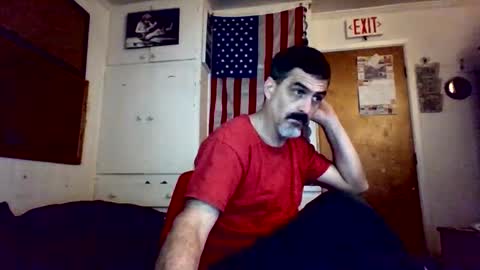 Snapshot of hoglegg99384194 chatting on 10-08-25, 10:35 hoglegg99384194 online show from 10-08-25, 10:35