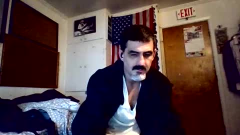 Snapshot of hoglegg99384194 chatting on 10-16-25, 09:21 hoglegg99384194 online show from 10-16-25, 09:21