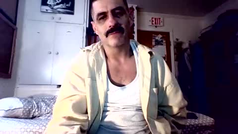 Snapshot of hoglegg99384194 chatting on 10-31-25, 08:59 hoglegg99384194 online show from 10-31-25, 08:59