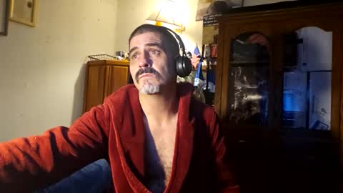 Snapshot of hoglegg99384194 chatting on 12-01-25, 01:49 hoglegg99384194 online show from 12-01-25, 01:49