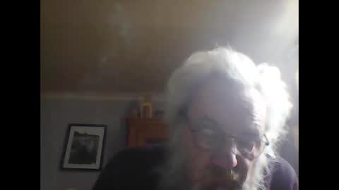 Snapshot of hogrider72 chatting on 01-06-26, 01:15 hogrider72 online show from 01-06-26, 01:15