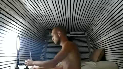 Snapshot of hola_homo chatting on 06-22-26, 08:28 hola_homo online show from 06-22-26, 08:28