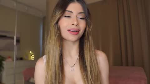 Snapshot of holayoula chatting on 02-08-26, 08:07 Moni Monica online show from 02-08-26, 08:07