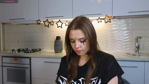 Lux online show from 01-28-25, 09:19