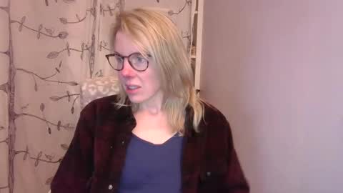 holly_bourbon online show from 11-14-25, 01:59