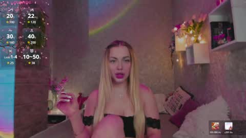 holly_molly8 online show from 04-29-26, 07:31